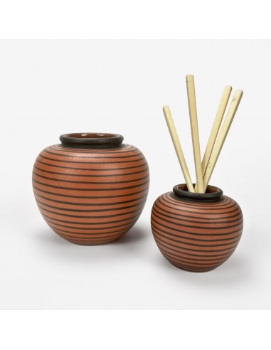 Duo de vases boules Elchinger à rayures noires asymétriques, fond auburn solde